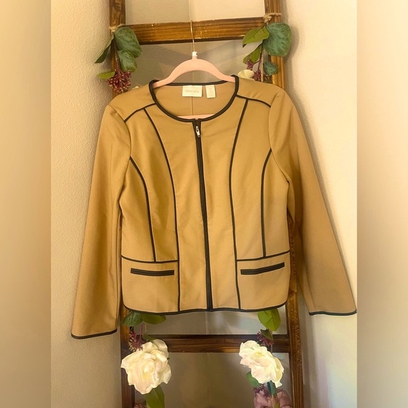 Chico’s Camel Lightweight Stretch Jacket EUC - Picture 2 of 8